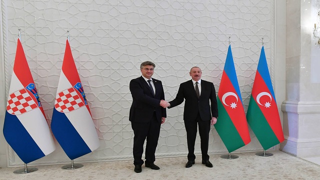 azerbaycan-cumhurbaskani-aliyev-ve-hirvatistan-basbakani-plenkovic-mayin-temizl