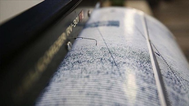 azerbaycanda-4-5-buyuklugunde-deprem-oldu