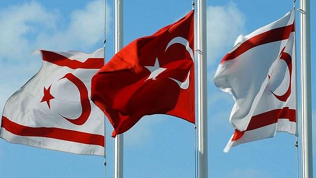 turkiye-kktc-denizalti-elektrik-baglantisi-adayi-yesil-enerji-ussu-yapacak