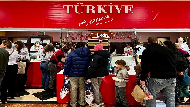 turkiyenin-astana-buyukelciligi-kermesten-elde-ettigi-gelirin-bir-kismini-gazz