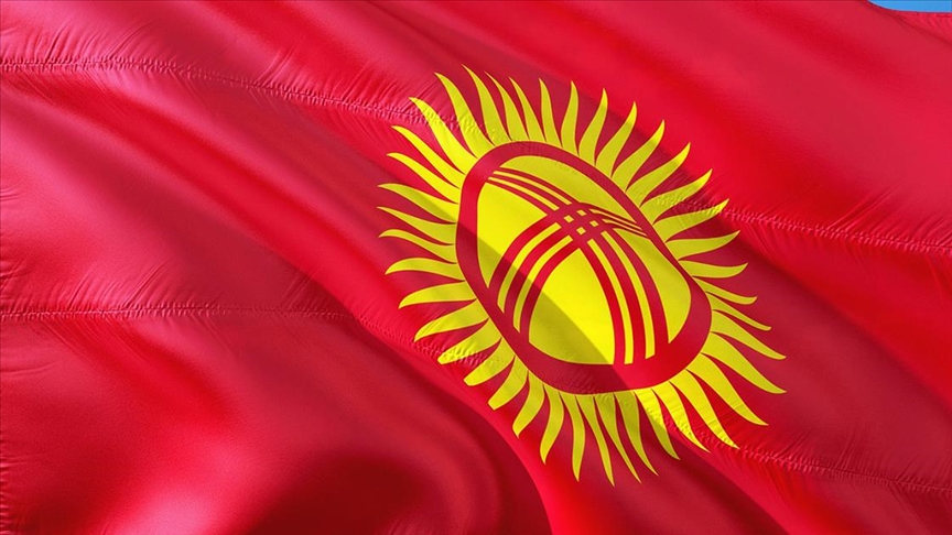 kirgizistan-meclisinde-ulke-bayraginda-degisiklik-ongoren-tasari-yasalasti