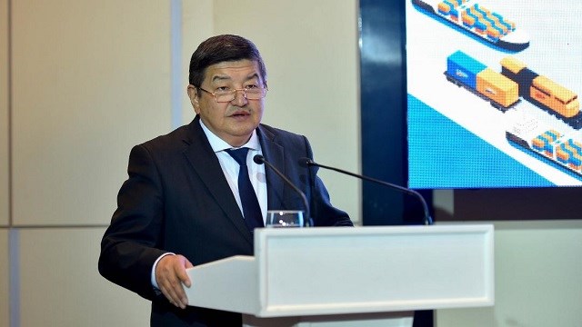 kirgizistan-bakanlar-kurulu-baskani-caparov-gsyhmiz-1-trilyon-somu-asti