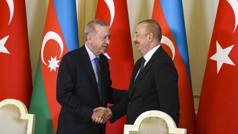 aliyev-herhangi-bir-ciddi-konu-olursa-ilk-arayacagim-kisi-kardesim-erdogan-olu