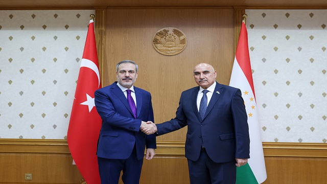 tacikistan-temsilciler-meclisi-baskani-zokirzoda-disisleri-bakani-fidani-kabul