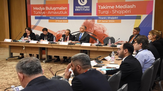 tiranda-arnavutluk-turkiye-medya-forumu-duzenlendi