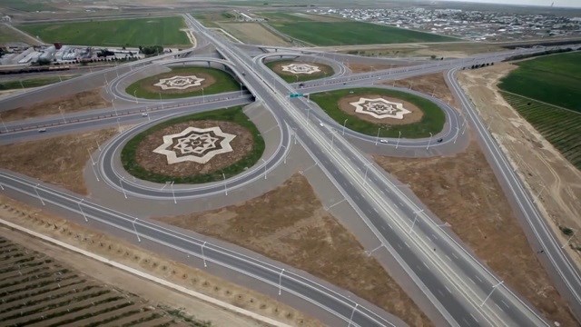 turkmenistan-da-ulastirma-alt-yapisi-gelisiyor