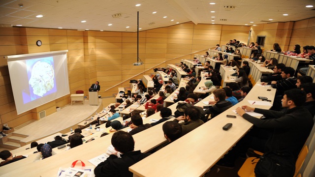 azerbaycandan-bu-yil-faaliyete-gececek-turkiye-azerbaycan-universitesine-ilisk