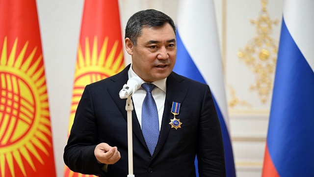 tataristanda-kirgizistan-cumhurbaskani-caparova-devlet-dostluk-nisani-verild
