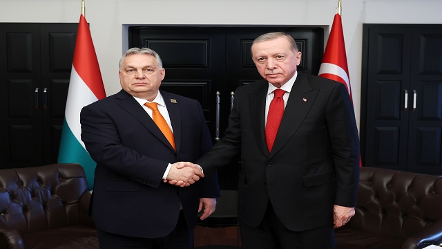 cumhurbaskani-erdogan-macaristan-basbakani-orbani-kabul-etti