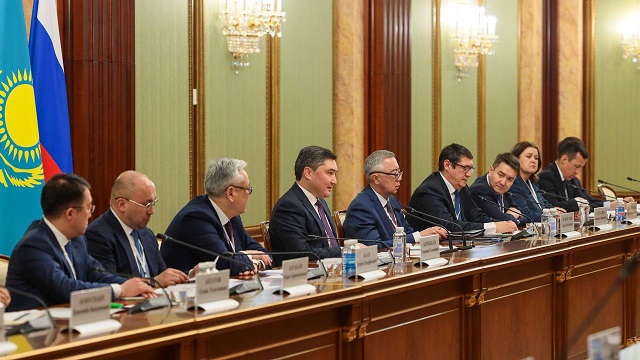 kazakistan-basbakani-bektenov-rusyada-temaslarda-bulundu
