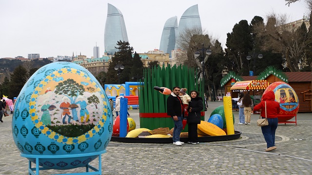 azerbaycanda-nevruz-bayrami-kutlaniyor