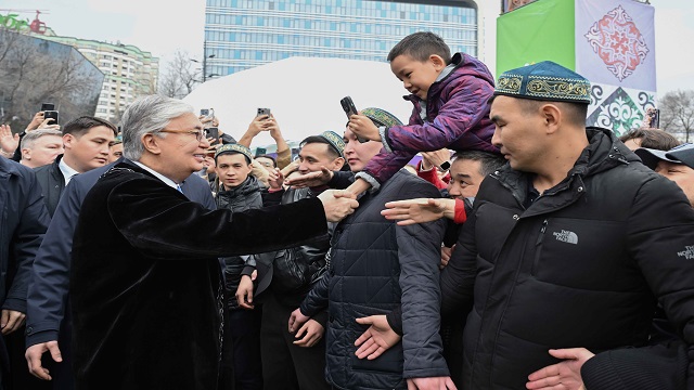 kazakistan-da-nevruz-bayrami-kutlamalari-devam-etti