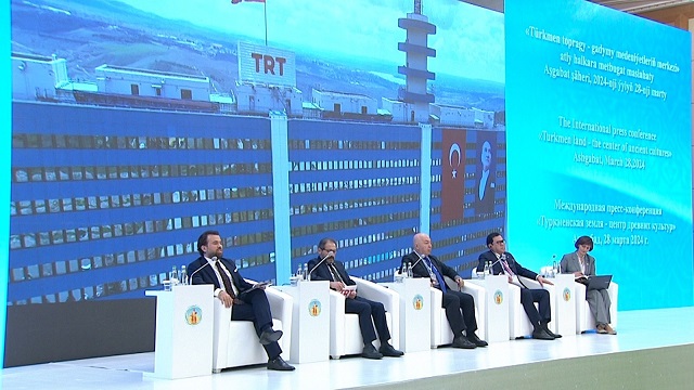 turkmenistan-da-kadim-kulturlerin-merkezi-turkmen-diyari-konulu-medya-forumu