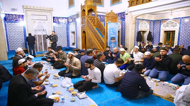 tika-bakude-iftar-programi-duzenledi