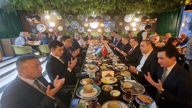 tika-taskent-koordinatorlugu-ozbekistanli-paydas-kurum-temsilcileriyle-iftarda-b