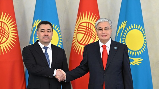 kirgizistan-cumhurbaskani-caparov-kazakistan-a-resmi-ziyaret-gerceklestirdi