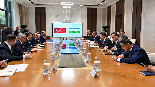 cumhurbaskani-yardimcisi-yilmaz-ozbekistan-basbakan-yardimcisi-kuckarov-ile-gor