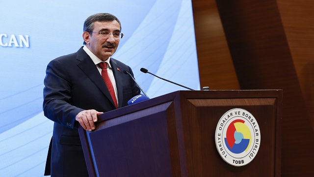 cumhurbaskani-yardimcisi-yilmaz-turkiye-azerbaycan-is-forumunda-konustu