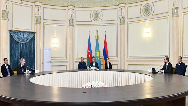 azerbaycan-ve-ermenistan-disisleri-bakanlarinin-kazakistandaki-gorusmesi-tamaml