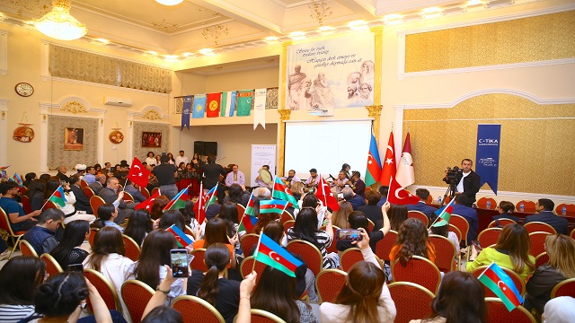 azerbaycanda-ozan-asik-kulturu-sempozyumu-duzenlendi