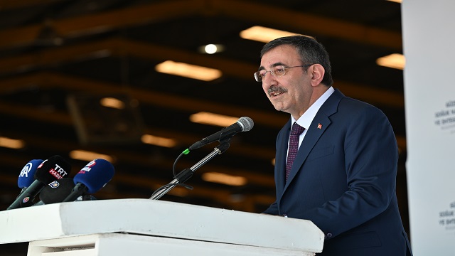 cumhurbaskani-yardimcisi-yilmaz-kktc-guzelyurtta-duzenlenen-bilgilendirme-topl