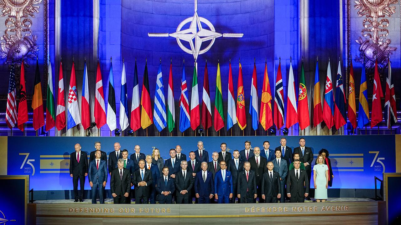 nato-zirvesi-ittifakin-75-yil-donumu-kutlamasiyla-basladi