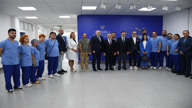 gonullu-turk-saglik-ekibi-kosovada-yaklasik-50-ameliyat-yapacak