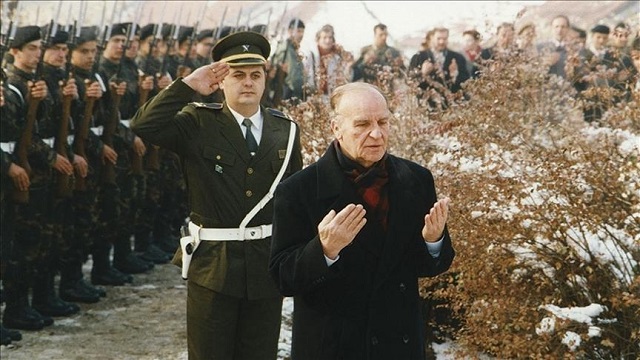 bagimsiz-bosna-hersekin-ilk-cumhurbaskani-izetbegovic-dogumunun-99uncu-yilind