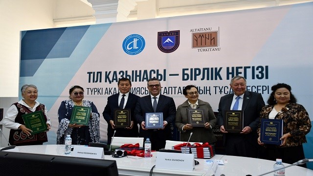 kazakistan-da-uluslararasi-turk-akademisi-tarafindan-yayinlanan-bilimsel-eserler
