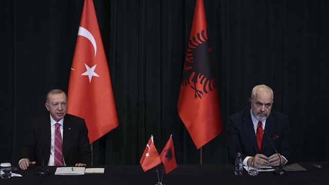 cumhurbaskani-erdogan-arnavutluk-basbakani-rama-ile-ortak-basin-toplantisinda-k