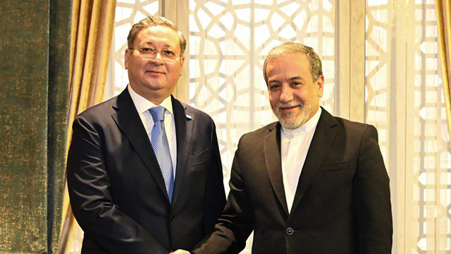 kazakistan-ve-iran-disisleri-bakanlari-bir-araya-geldi