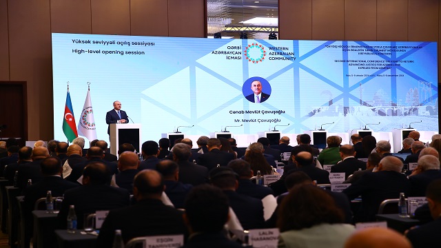 bakude-ermenistandan-zorla-cikarilmis-azerbaycanlilar-icin-adalet-konulu-kon