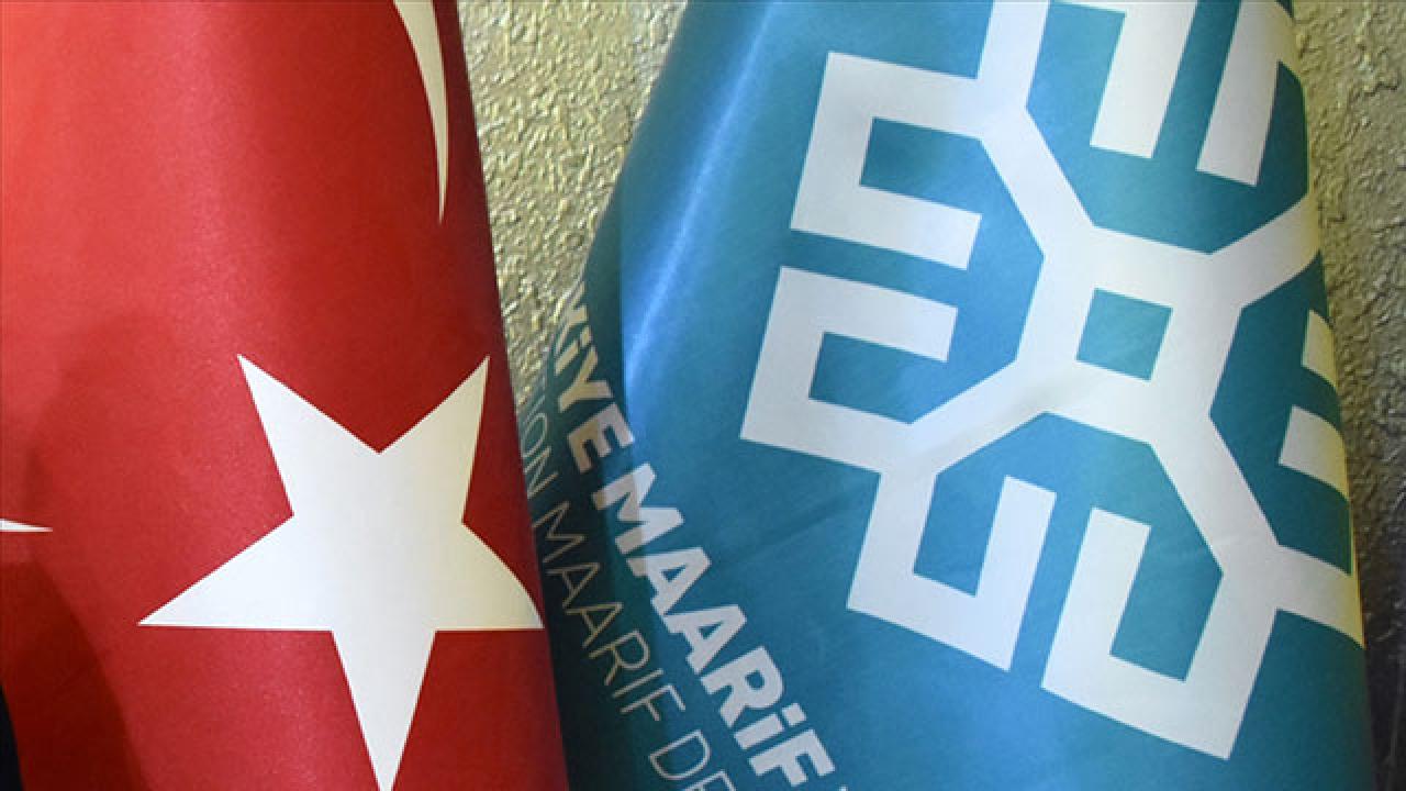 turkiye-maarif-vakfinca-duzenlenen-4-istanbul-egitim-zirvesi-panellerle-suruy