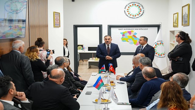bati-azerbaycan-toplulugu-turkiye-ofisi-izmirde-acildi