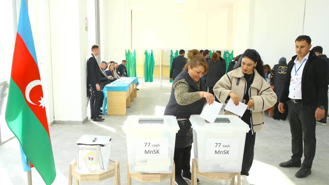 azerbaycanda-yerel-secimler-yapiliyor