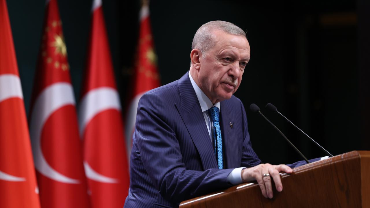 cumhurbaskani-erdogan-depremden-etkilenen-bolgelerimizden-elimizi-bir-an-olsun