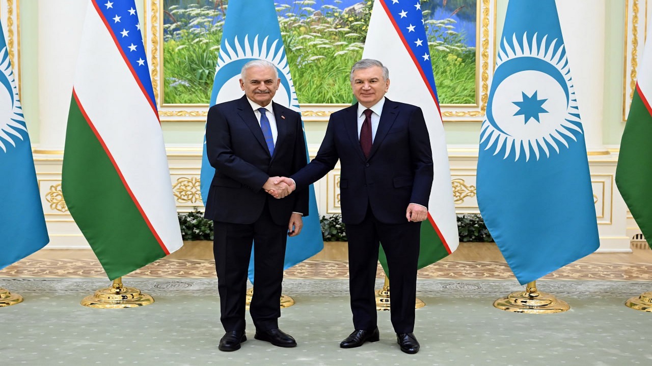 ozbekistan-cumhurbaskani-mirziyoyev-tdt-aksakallar-konseyi-baskani-yildirimla