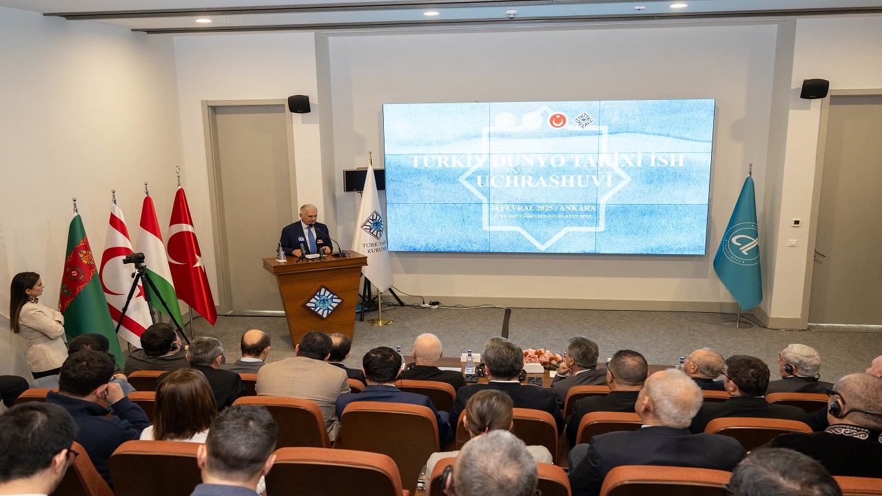 bilim-insanlari-turk-dunyasi-tarihi-calistayinda-bir-araya-geldi