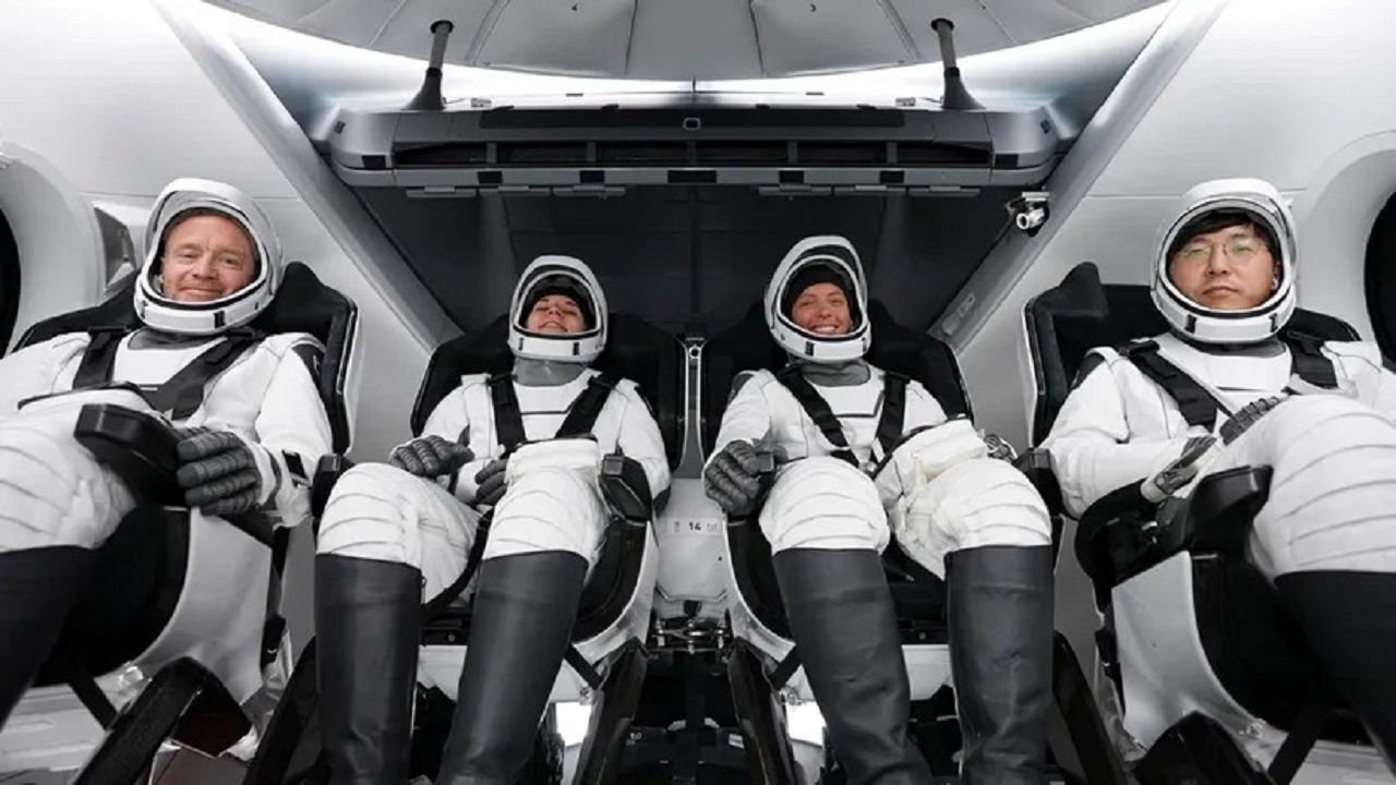 spacex-in-uzay-yolculari-dunyaya-dondu
