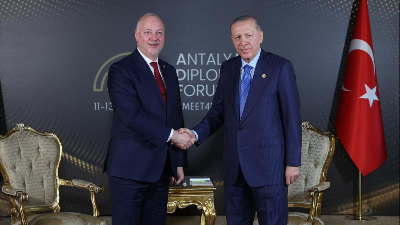 cumhurbaskani-erdogan-antalyada-diplomasi-trafigini-surduruyor