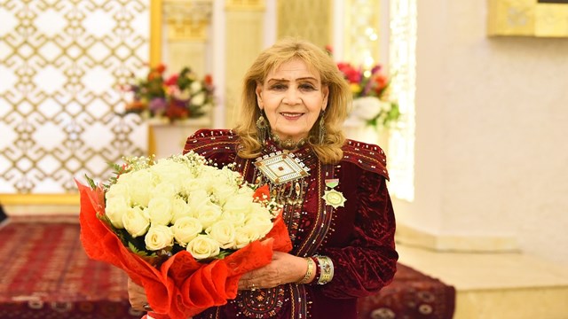 unlu-turkmen-sairinin-85-dogum-gunu-kutlandi