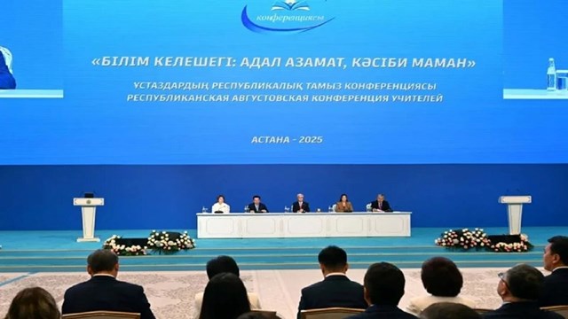 tokayev-den-egitimde-reform-mesaji