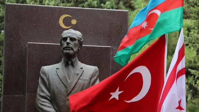 turk-dunyasinin-sembol-isimlerinden-ebulfez-elcibey-vefatinin-25-yilinda-aniliy