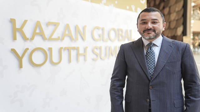 icyf-baskani-ayhandan-genclere-uretim-ve-elestirel-dusunme-tavsiyesi