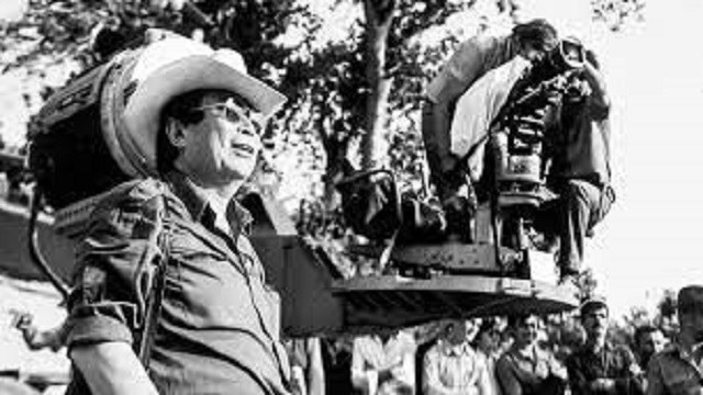 unlu-kirgiz-yonetmen-ve-diplomat-tolomus-okeyev-dogumunun-90-yil-donumunde-anil