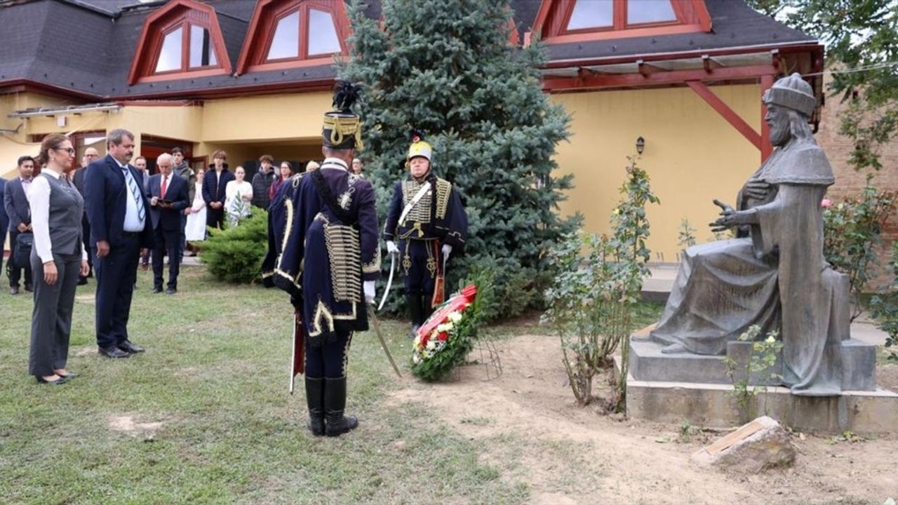 macaristandaki-tarihi-turk-hamami-turk-macar-dostluk-parki-haline-getirildi