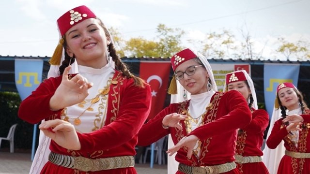kirim-turkleri-derviza-bayramini-bu-sene-de-ankarada-kutladi