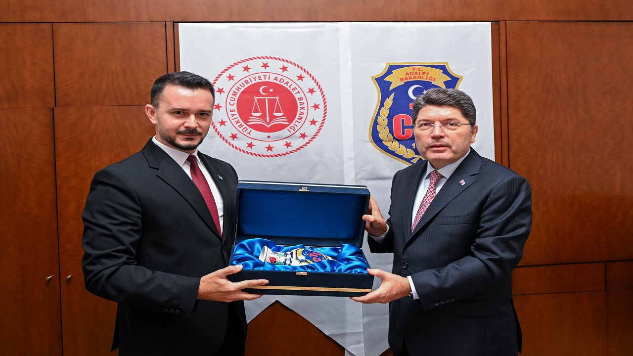 adalet-bakani-tunc-bosna-hersek-adalet-bakan-yardimcisi-mahmuzici-kabul-etti