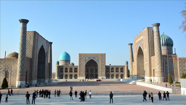 ozbekistanin-tarihi-semerkant-sehrinde-unesco-43-genel-konferansi-basladi