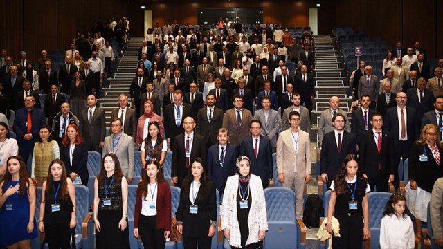 turk-dunyasi-v-manas-forumu-lefkosada-basladi